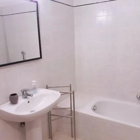 Beautiful With Private Terrace 度假居